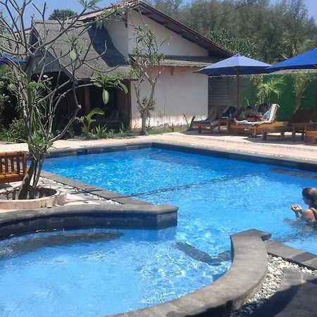 Coral Beach Pizza Cottages Джили Трауанган Екстериор снимка
