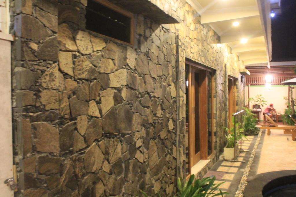 Coral Beach Pizza Cottages Джили Трауанган Екстериор снимка