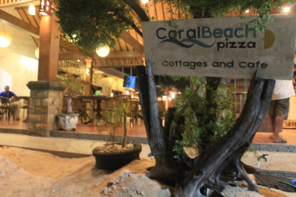 Coral Beach Pizza Cottages Джили Трауанган Екстериор снимка